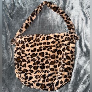 Cheetah tote bag